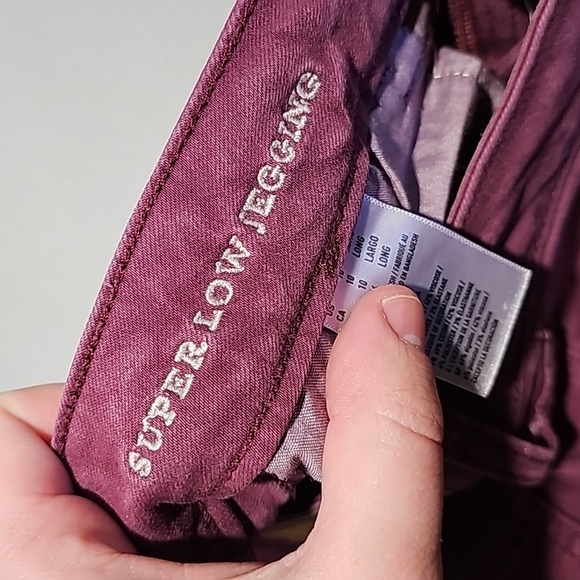 American Eagle maroon size 10 super stretch X super low rise jeggings - Picture 7 of 8